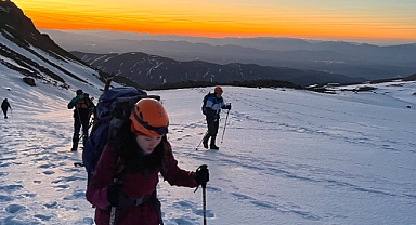 Müge Naoko Gönül, Kızlar İçin Kilimanjaro Dağı’na Tırmanacak
