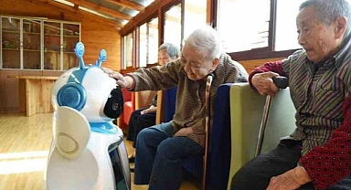 Nüfusları yaşlanan ülkeler doğum oranını artırmak için ne yapıyor?