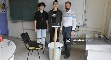 Öğrenciler çöpleri ayrıştırabilen 