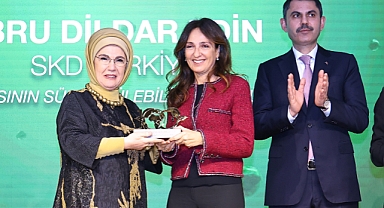 SKD TÜRKİYE YÖNETİM KURULU BAŞKANI EBRU DİLDAR EDİN’E SÜRDÜRÜLEBİLİRLİK LİDERLİK ÖDÜLÜ