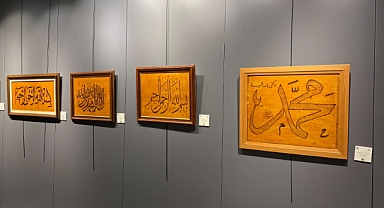 ÜSKÜDAR’DA ‘AHŞAP YAKMA SERGİSİ’ SANATSEVERLERE KAPISINI AÇTI