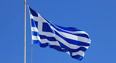 Yunanistan'a ait savaş uçağı düştü