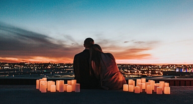 14 Şubat'ı Evde Kutlayacak Çiftlere Öneriler