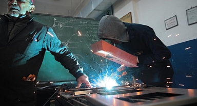 Antalya'daki Meslek Liselerinde Deprem Bölgesi İçin Üretim Seferberliği