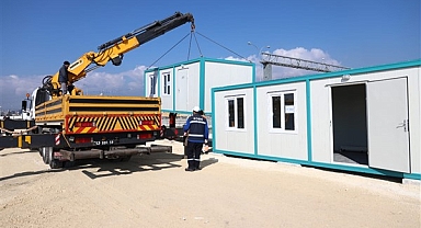 Başkan Altay: “Hatay’daki konteyner kentte ilk konteynerleri yerleştirmeye başladık”