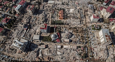 Büyük Depremlerin Artçıları Neden 1-2 Yıl Sonra Bile Bölgeyi Etkilemeye Devam Ediyor?