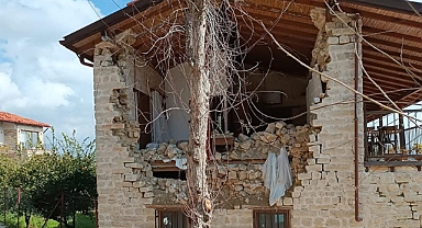 Deprem Meryem Ana Kilisesi'ndeki Hasarı Artırdı