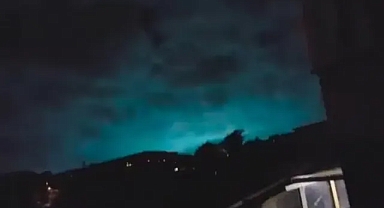 Deprem Sırasında Gökyüzünde Beliren Işıkların Sebebi Ne?