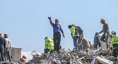 Depremlerin Ardından Ortalama 4 Dakikada Bir Artçı Sarsıntı Yaşanıyor