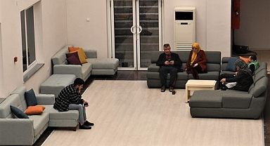 Depremzedeler, Bornova’nın Misafiri Oluyor