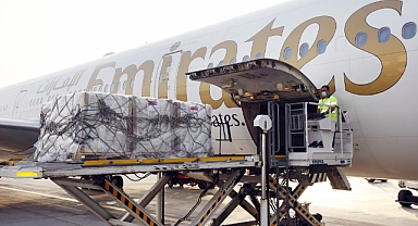 Emirates, Türkiye ve Suriye’deki depremzedelere acil yardım taşımak için insani hava köprüsü kuruyor
