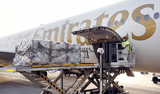 Emirates, Türkiye ve Suriye’deki depremzedelere acil yardım taşımak için insani hava köprüsü kuruyor