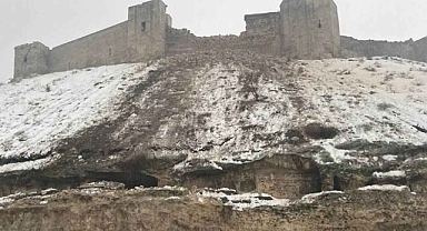 Hititler Tarafından İnşa Edilen Tarihi Gaziantep Kalesi Depremde Hasar Gördü