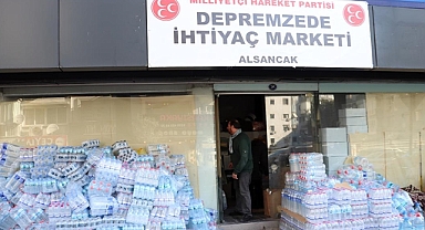 İzmir'de Ağırlanan Depremzedeler İçin Market Açıldı