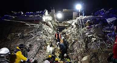 Kahramanmaraş'ta Bir Kadın Enkazdan 78 Saat Sonra Kurtarıldı