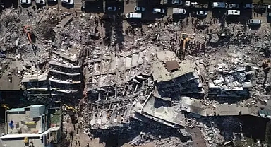 Kahramanmaraş'ta yıkılan binalarla ilgili soruşturma başlatıldı