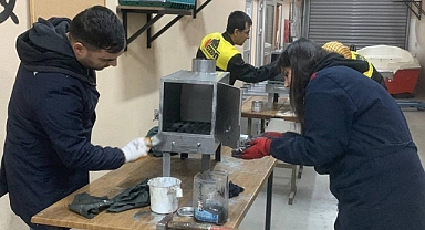 Meslek Lisesinde Depremzedeler İçin Çadır Sobası Üretiliyor