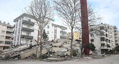 Osmaniye'de 335 Binanın Acil Yıkım İşlemi Sürüyor