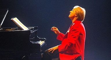 Richard Clayderman Türk halkına başsağlığı diledi