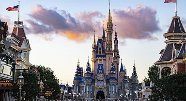  Walt Disney World'un özel yönetim ayrıcalığını feshedildi