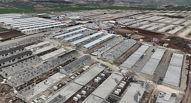 Adıyaman'da 2 bin 588 prefabrik konut inşa ediliyor