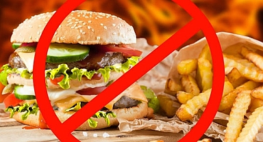 Ağzınıza bile sürmemeniz gereken besinler 