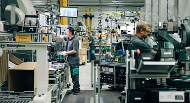 Almanya'nın 2023 büyüme tahmini yükseltildi