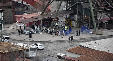 Amasra'da maden ocağında baraj kaldırma çalışması yapılırken yangın çıktı