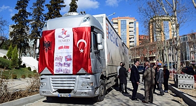 Arnavutluk'tan bir yardım tırı daha deprem bölgelerine doğru yola çıktı