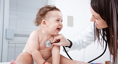 BEBEKLİK DÖNEMİNDE ÖNLEM ALINMAZSA KISIRLIĞA YOL AÇAN HASTALIK?