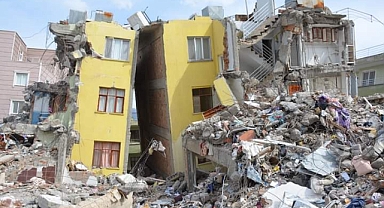 Belen'de yıkım ve enkaz kaldırma çalışmalarına başlandı