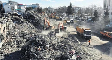 Deprem Bölgesindeki Hava Kirliliğine Karşı Uzmanlar Uyardı!
