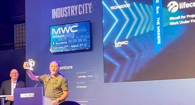 Depremde çöken Turkcell'e Ukrayna'da 'en iyi çeken şirket' ödülü