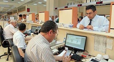 Emeklilikte yaşa takılanlara ilişkin kanun Resmi Gazete'de