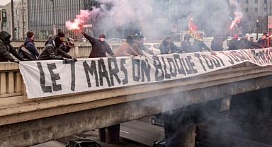 Fransa'da işçiler emeklilik reformuna karşı greve gidiyor