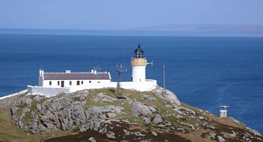 Hayallerdeki iş için ıssız adada çalışacak iki kişi aranıyor