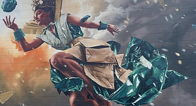 Hollanda'da geri dönüşüm fabrikasına çizilen resim 2022'nin