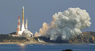 Japonya'nın Gözlem Uydusu Taşıyan Roketi Fırlatma Girişimi Başarısız Oldu