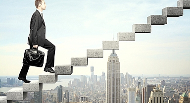 Kariyerinizde fark yaratmak için 4 öneri