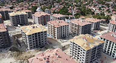 Malatya'da kentsel dönüşümle inşa edilen konutların fazlası depremzedelere verilecek