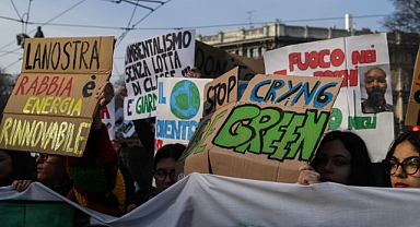 Milano'da İklim Değişikliği Protestosu