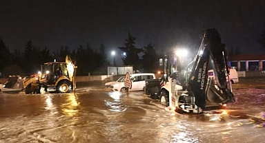 Şanlıurfa'da Sel Meydana Geldi