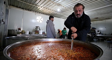  Ünlü Şefler, Depremzedeler İçin Ocak Başında
