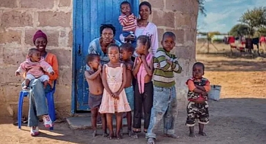 Yoksul Aileler Neden Daha Çok Çocuk Yapıyor?