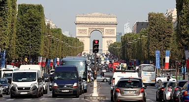 AB ülkeleri emisyonları düşürecek yasaları onayladı