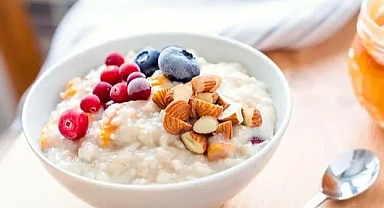 AÇ KARNINA TÜKETİLDİĞİNDE NORMALDEN DAHA FAYDALI OLABİLECEK 12 BESİN