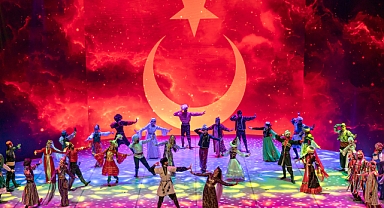 AKM’DE YUNUS EMRE’YE SAYGI DURUŞU 