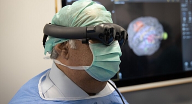 Ankara'da 'metaverse' destekli 6. beyin ameliyatı yapıldı 