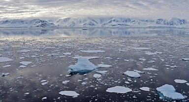Antarktika'da yüzölçümü Kilis ilini, kalınlığı 150 metreyi bulan bir buzdağı anakaradan koptu