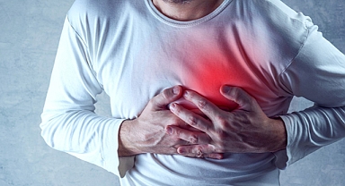 ARİTMİ KALP BÜYÜMESİ VE YETMEZLİĞİNE YOL AÇABİLİYOR